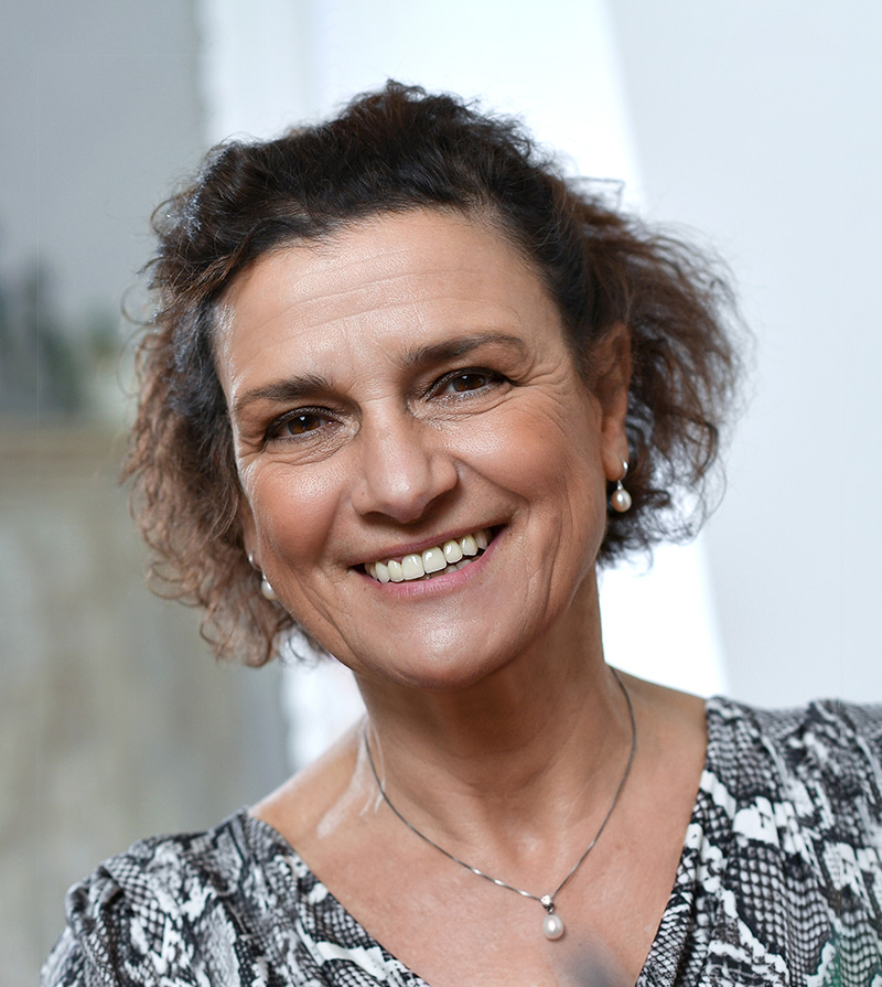 Dr. Carmen Dumitrescu